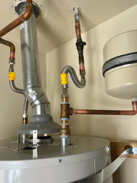 Water heater installation and plumbing repair in Okeana